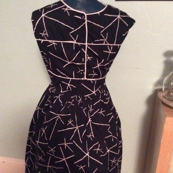 Atomic Retro fit and flare dress - Picture 4 of 4